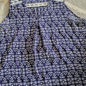 Womens Size XL tank Top Blouse